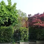 The Palatine Garden Apartment